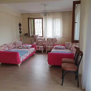 Grand1 Guests House ترابزون