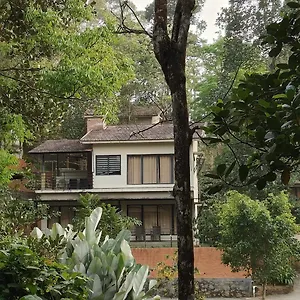 https://safari-hills.kerala-hotels.net