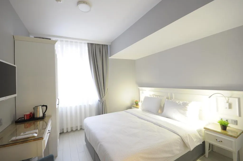Apart Otel Ada Home İstanbul